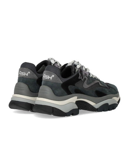 Ash Addict Grauer Sneaker