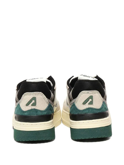 Autry „Clc Low“ Sneakers aus Wildleder in mehreren Farben
