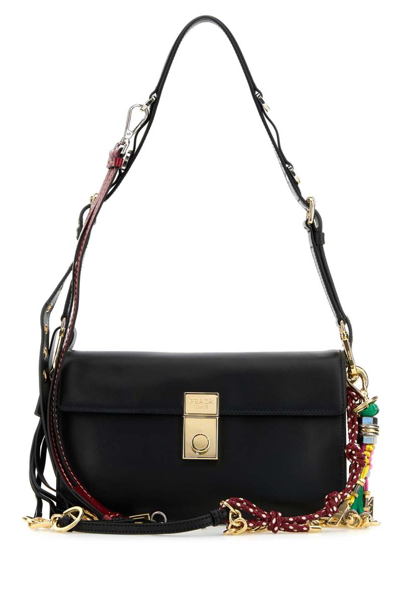 Prada-Handtaschen.