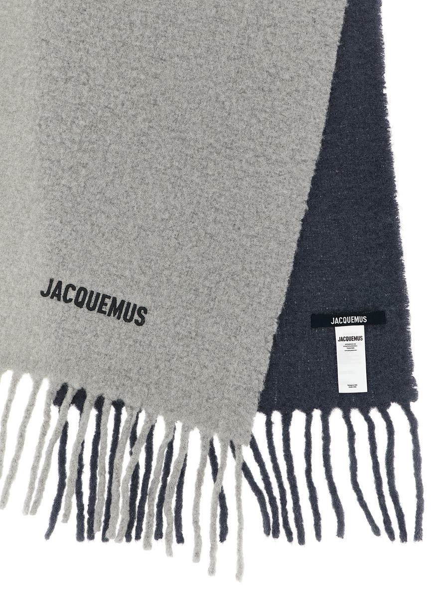 Jacquemus-Schal „L'Echarpe Moisson“.