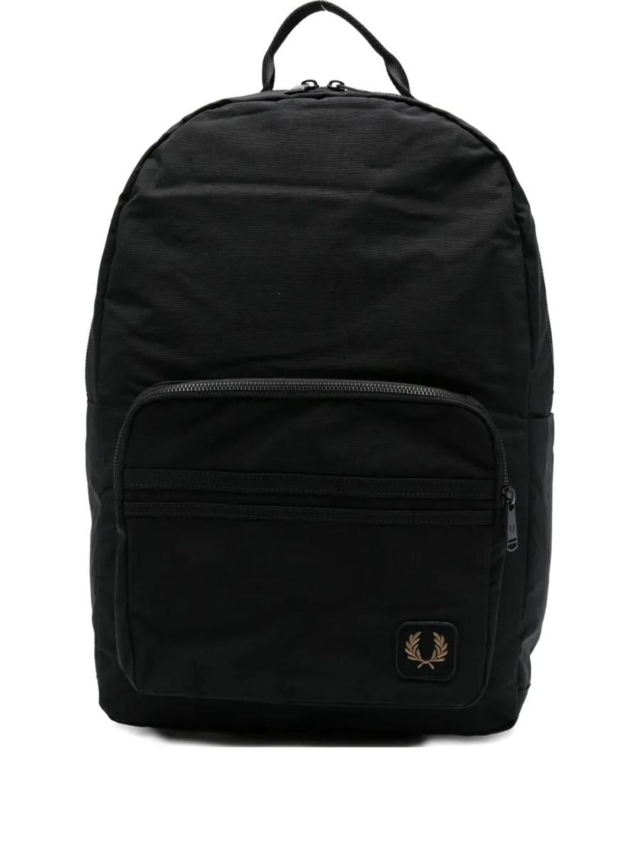 Fred Perry "" Nylon Badge Rucksack Taschen