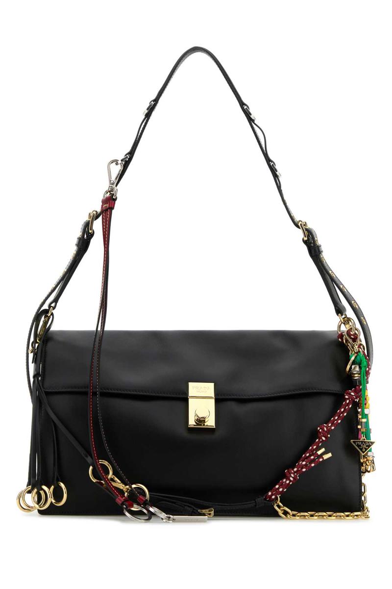 Prada-Handtaschen.