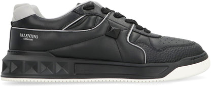Valentino Garavani One Stud Low-Top-Sneaker
